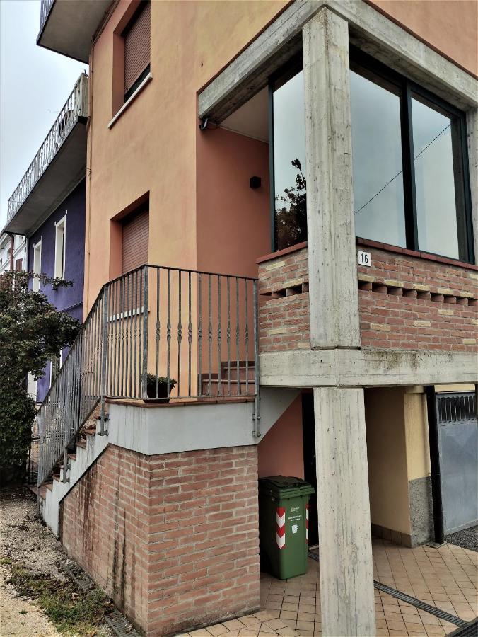 Silver Home Bagnolo San Vito Exterior foto